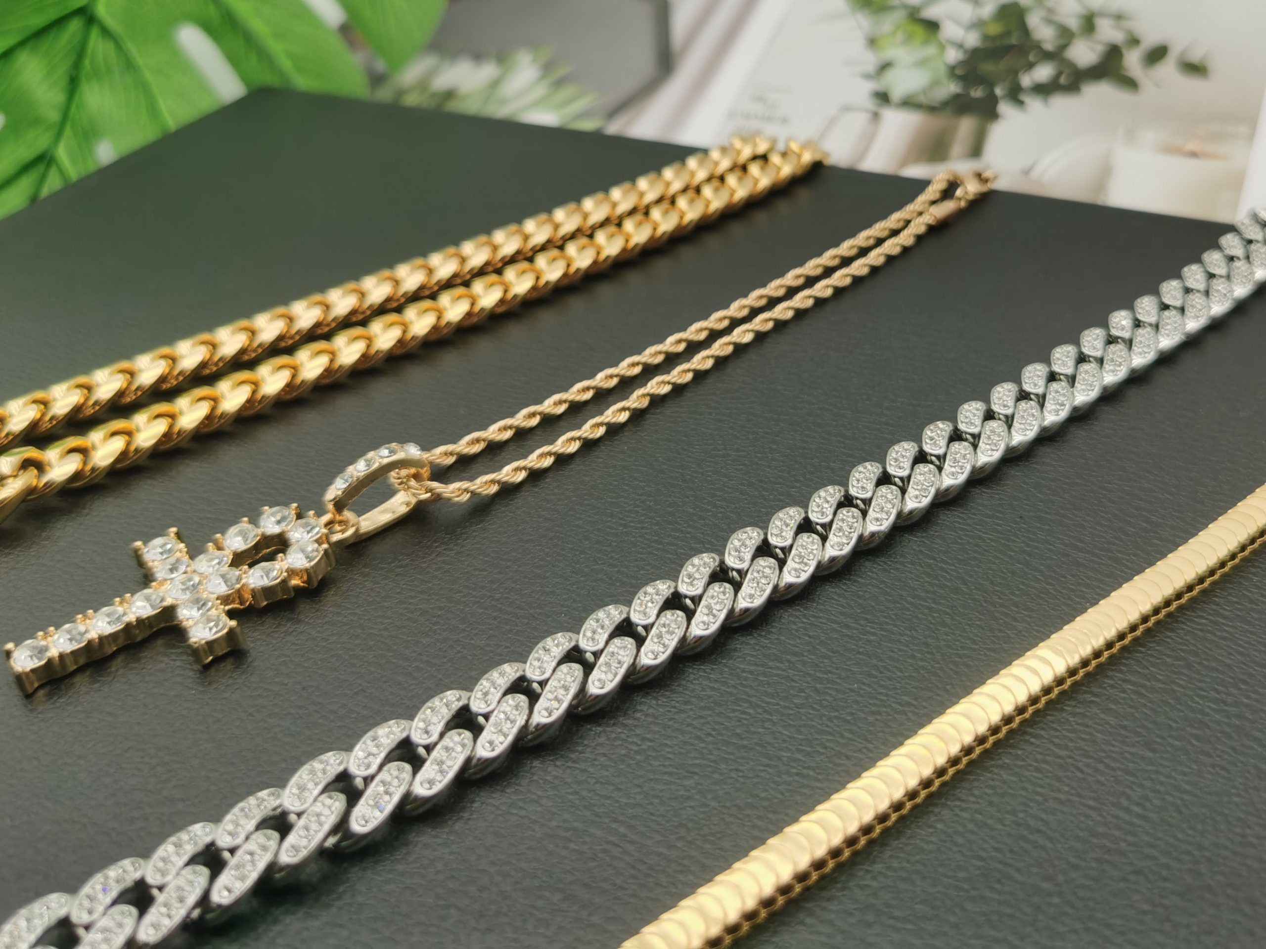 An introduction to Cuban link chain