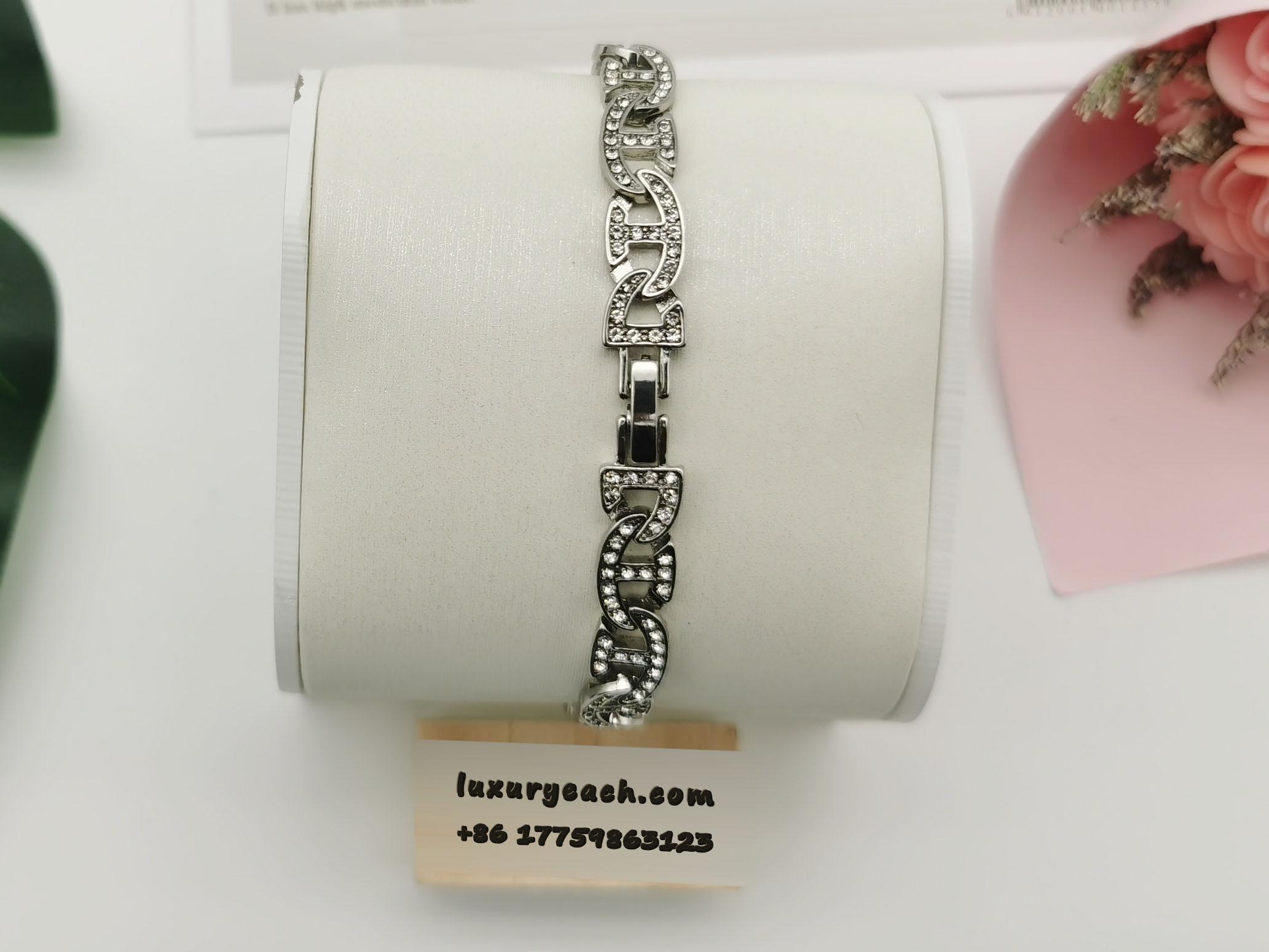 18K Gold Cuban Link Chain Diamond Iced Out Cuban Link Hip Hop Cuban Link Bracelet