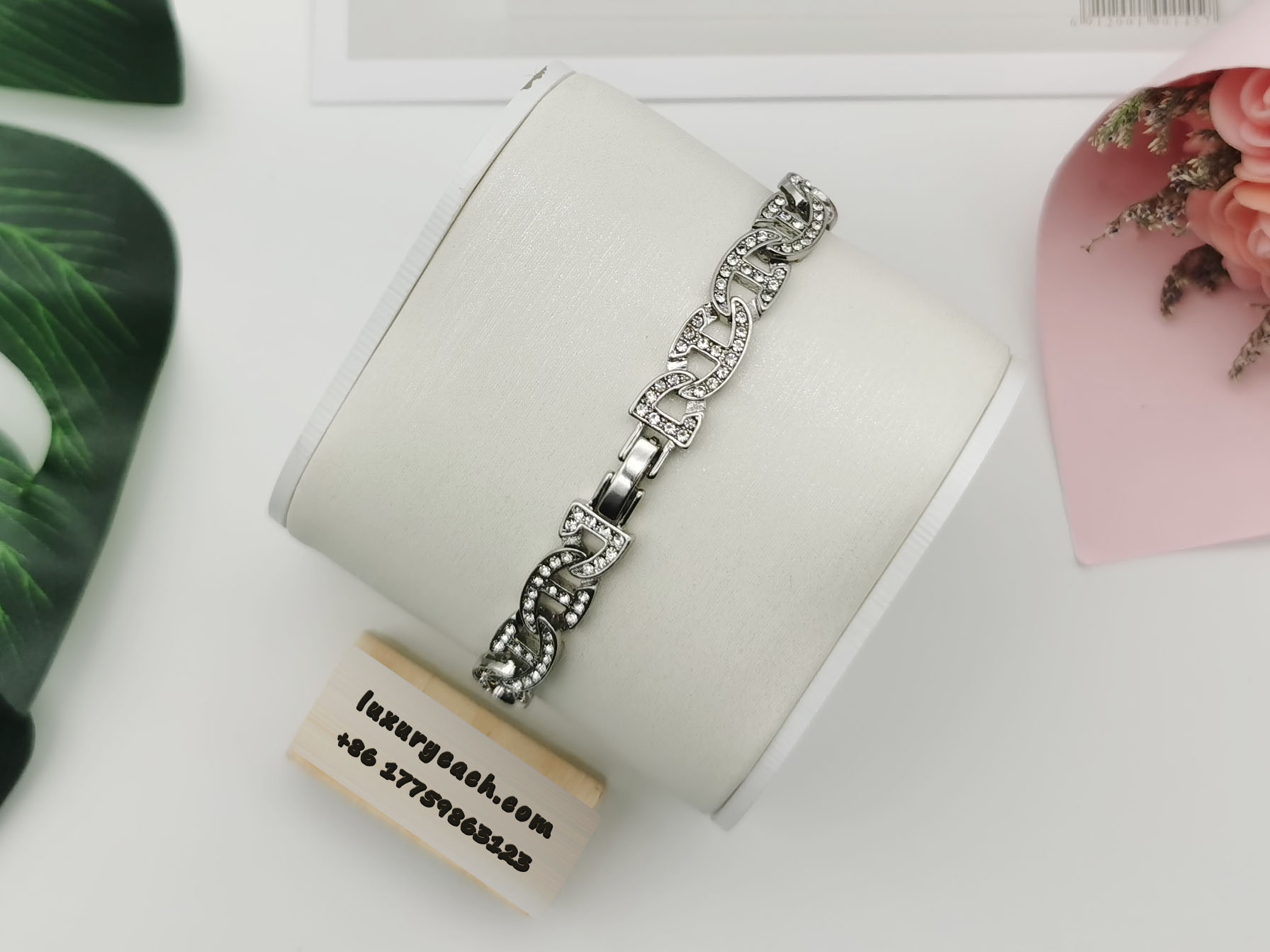 18K Gold Cuban Link Chain Diamond Iced Out Cuban Link Hip Hop Cuban Link Bracelet