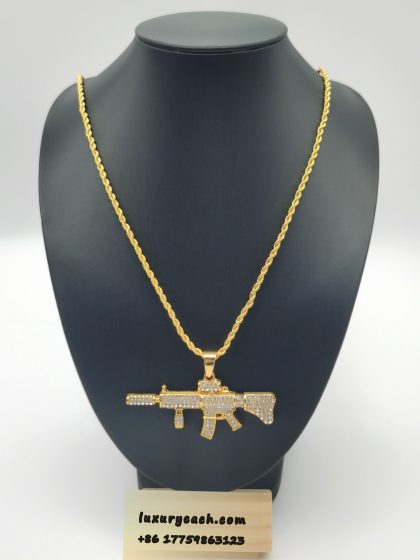 Hip Hop Creative Accessories Diamond-encrusted Ak47 Submachine Gun Cuban Link Pendant