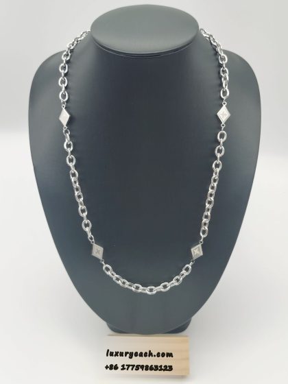 High-grade Titanium Steel Cuban Chain Luxury Personality Cuban Link Simple Fashion Mens Cuban Link Necklace