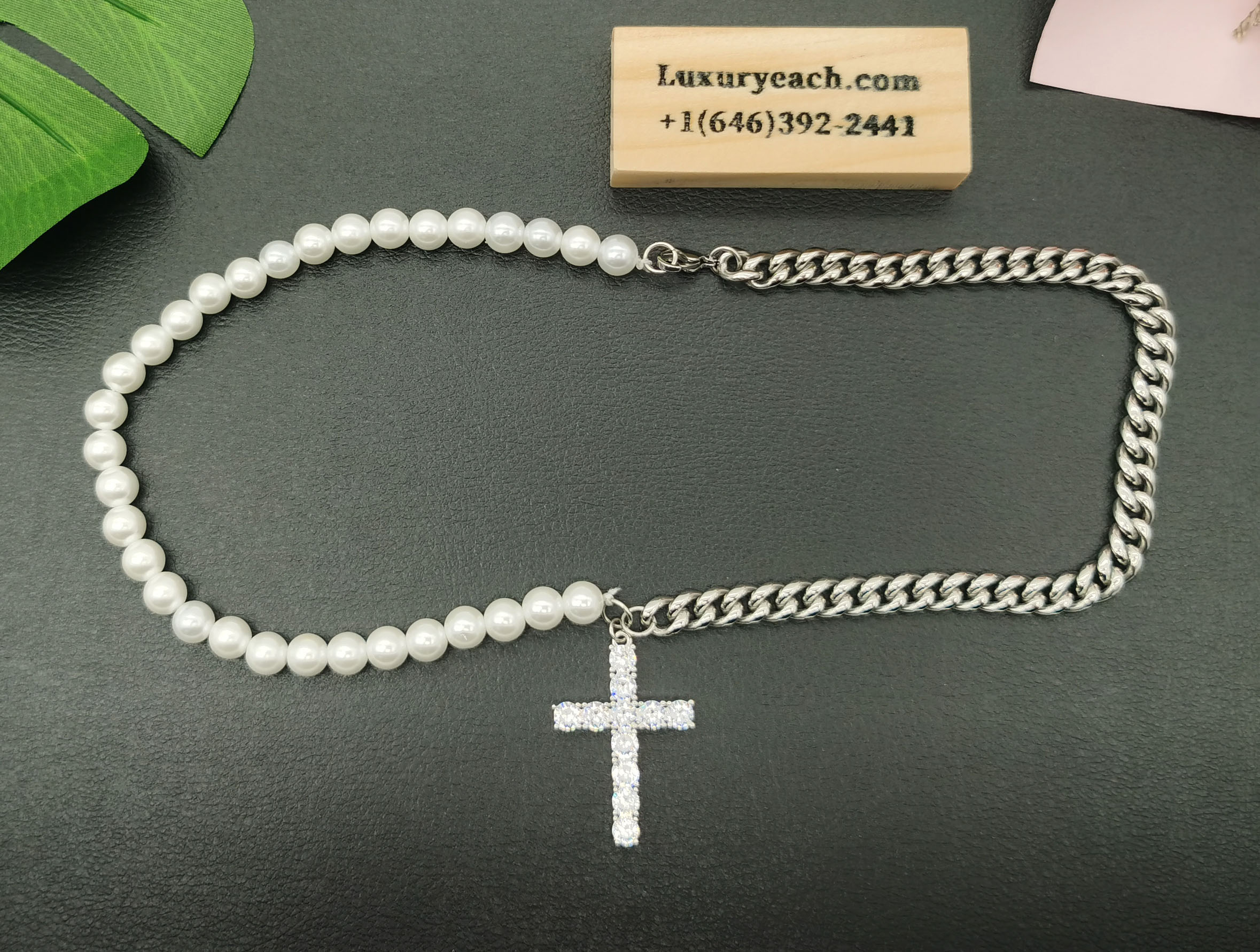 8mm Stainless Steel Cuban Chain Mixed Pearl Cuban Link Simple Cross Pendant Cuban Link Necklace