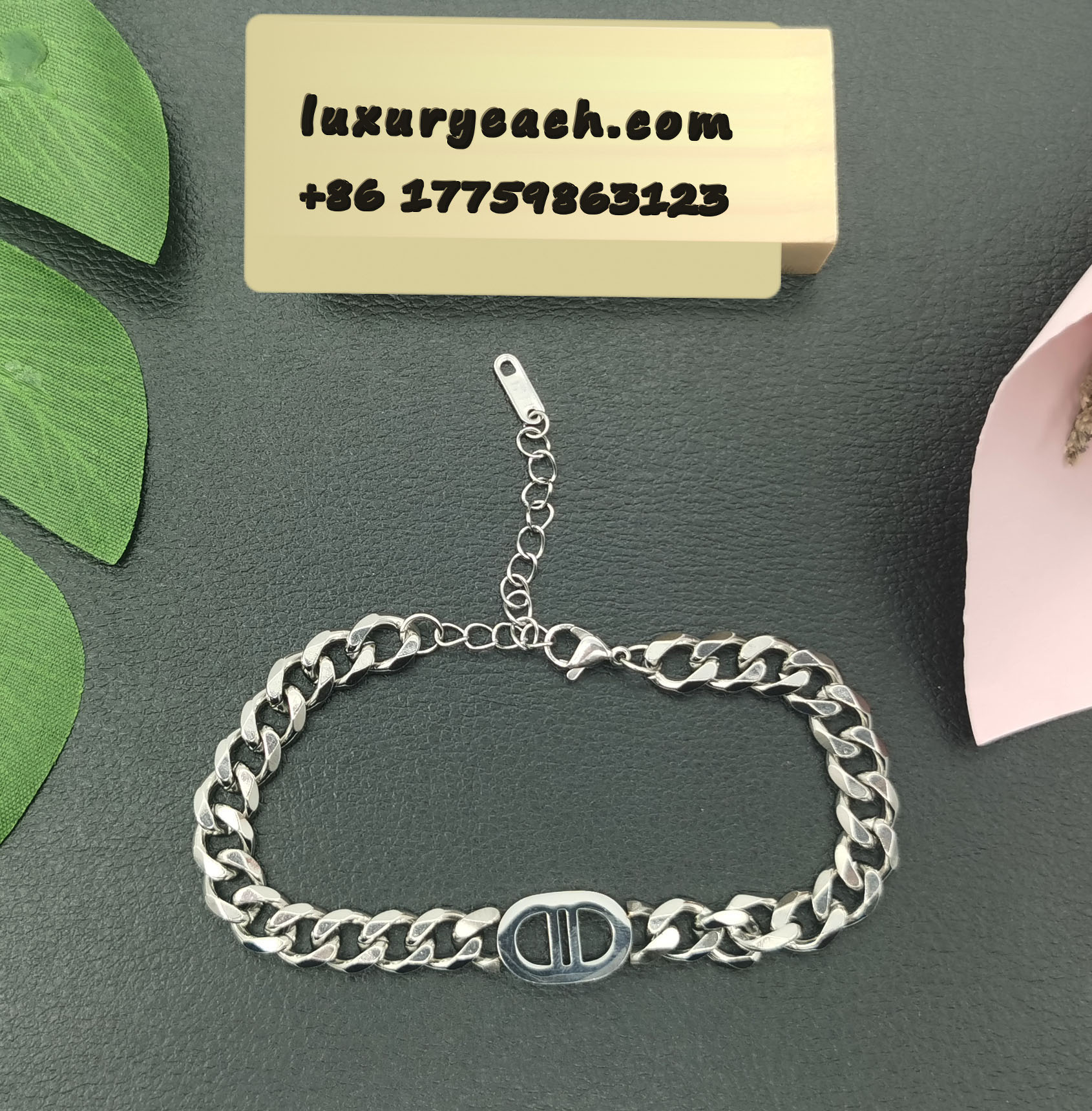 Double D Letter Titanium Steel Cuban Chain Fashion Womens Mens Cuban Link Bracelet